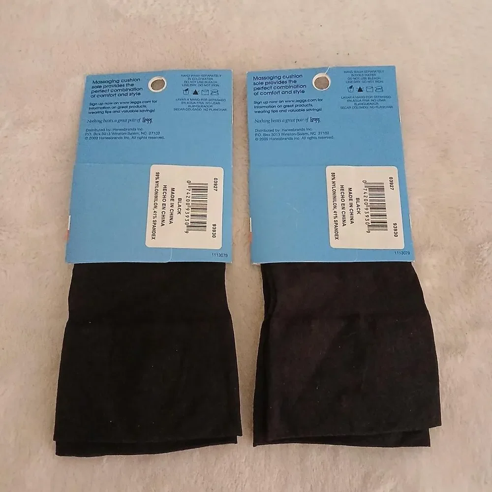 New old stock deadstock 2009 2 pairs of L'eggs black massaging trouser socks 5-9